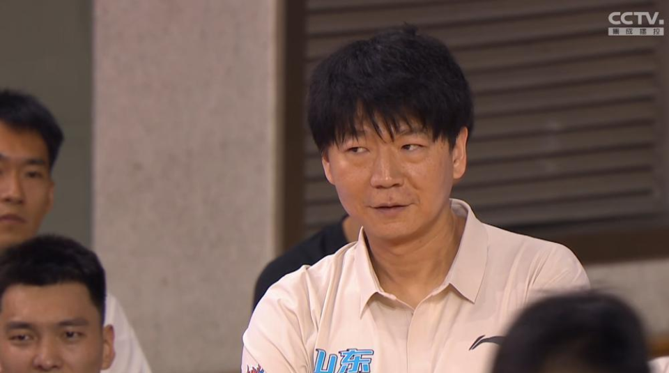 两位老将各, 张扬也有 两位老将各, 张扬也有